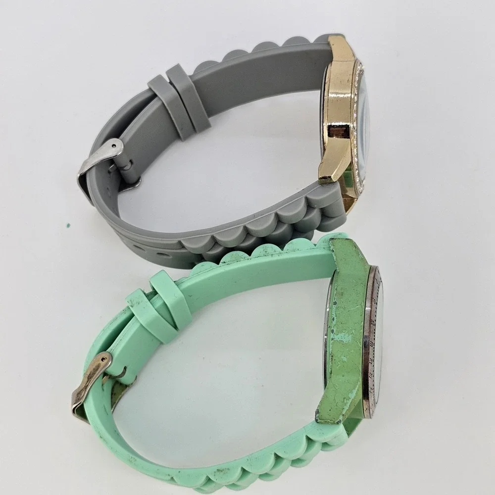 2X‎ Women's Watches Gray Green Dial Gray Green Plastic Bands New Battery